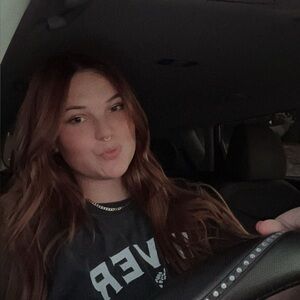 Meet your Posher, Teagan